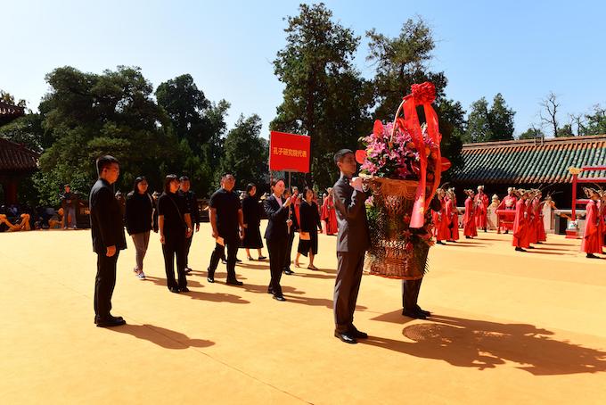 DSC_4560_毒霸看图 孔子研究院.jpg